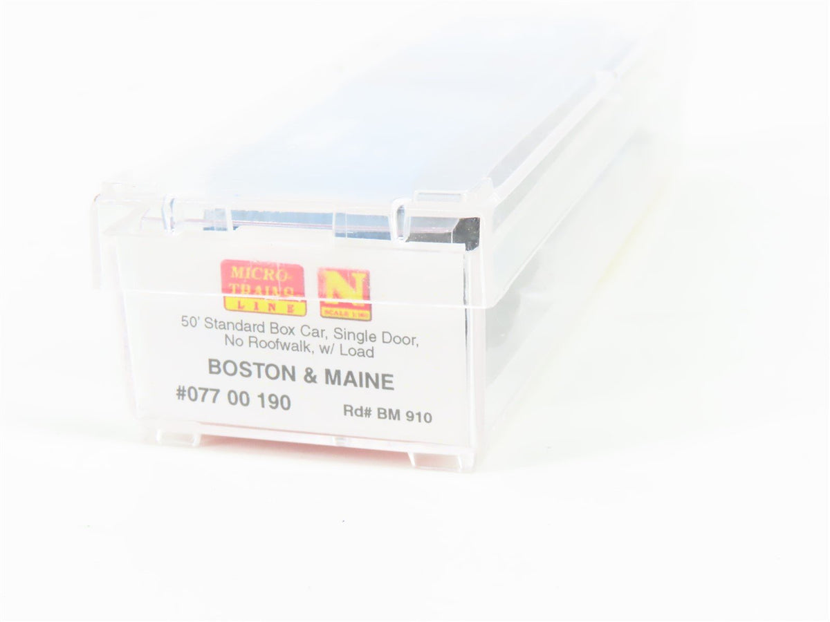 N Scale Micro-Trains MTL 07700190 BM Boston &amp; Maine 50&#39; Box Car #910 w/ Load