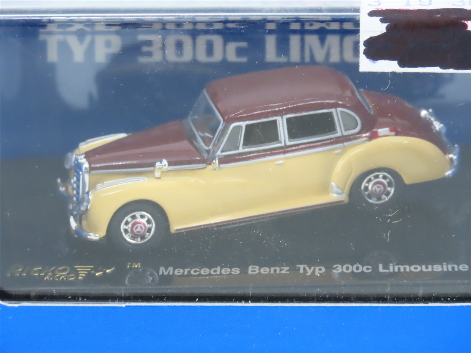 HO 1:87 Scale Ricko 38477 Die-Cast Mercedes-Benz Typ 300c Limousine 1955