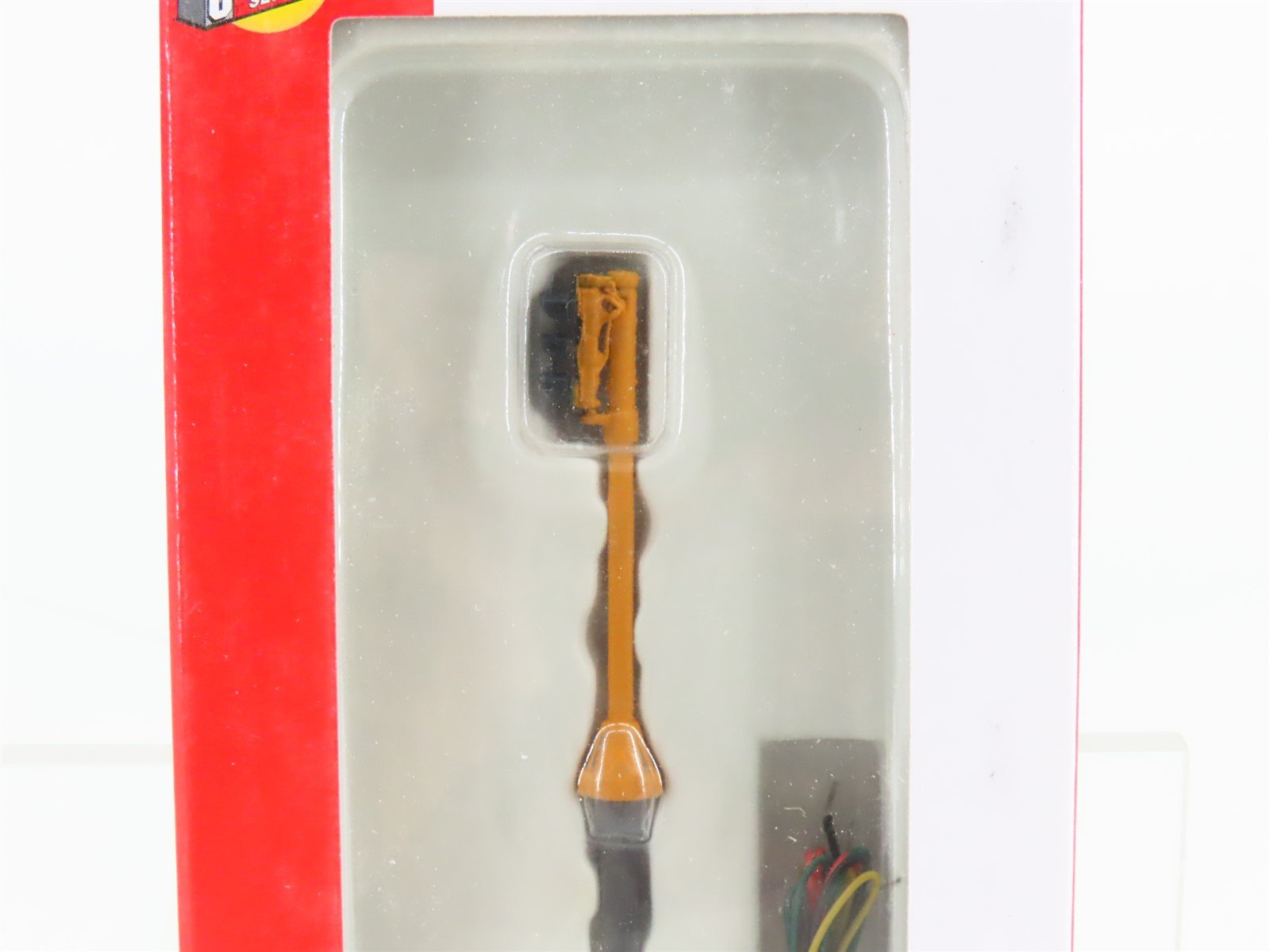 HO 1/87 Scale Walthers Cornerstone 933-2300 Single-Sided Traffic Light