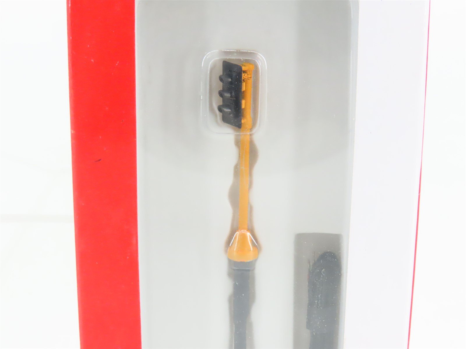 HO 1/87 Scale Walthers Cornerstone 933-2300 Single-Sided Traffic Light