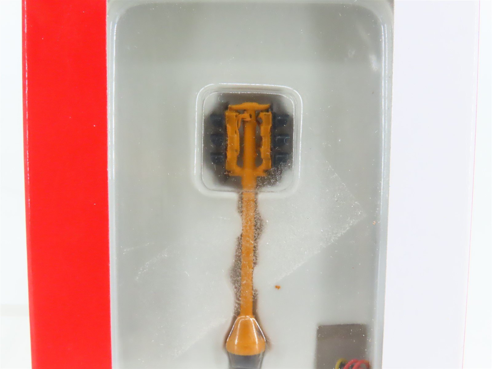 HO 1/87 Scale Walthers Cornerstone 933-2301 Double-Sided Traffic Lights