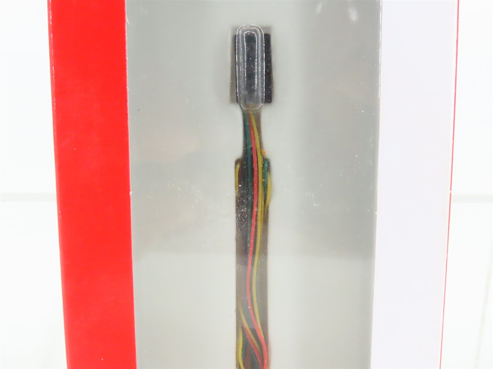 HO 1/87 Scale Walthers Cornerstone 933-2302 Single-Head Hanging Traffic Light