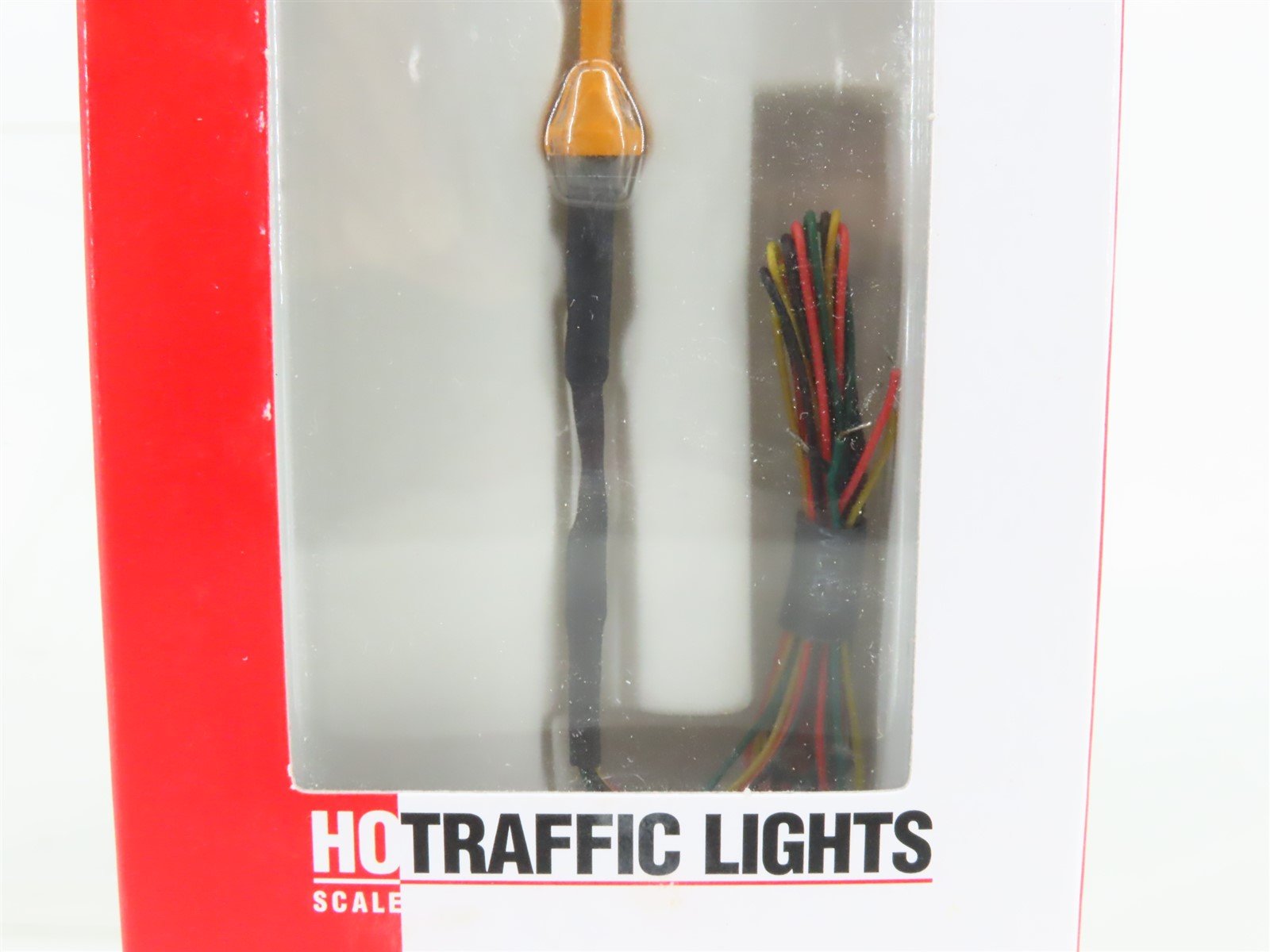 HO 1/87 Scale Walthers Cornerstone 933-2300 Single-Sided Traffic Light