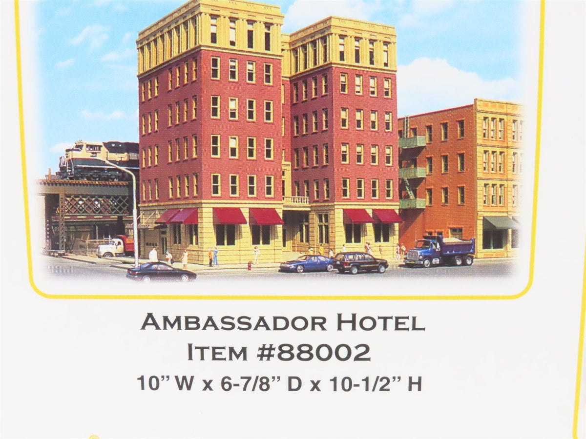 HO 1/87 Scale Bachmann Spectrum Kit #88002 Cityscenes Ambassador Hotel