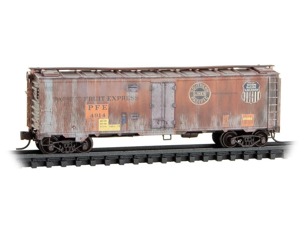 N Micro-Trains MTL 98305098 PFE Pacific Fruit 40&#39; Reefers 2-Pack - Weathered