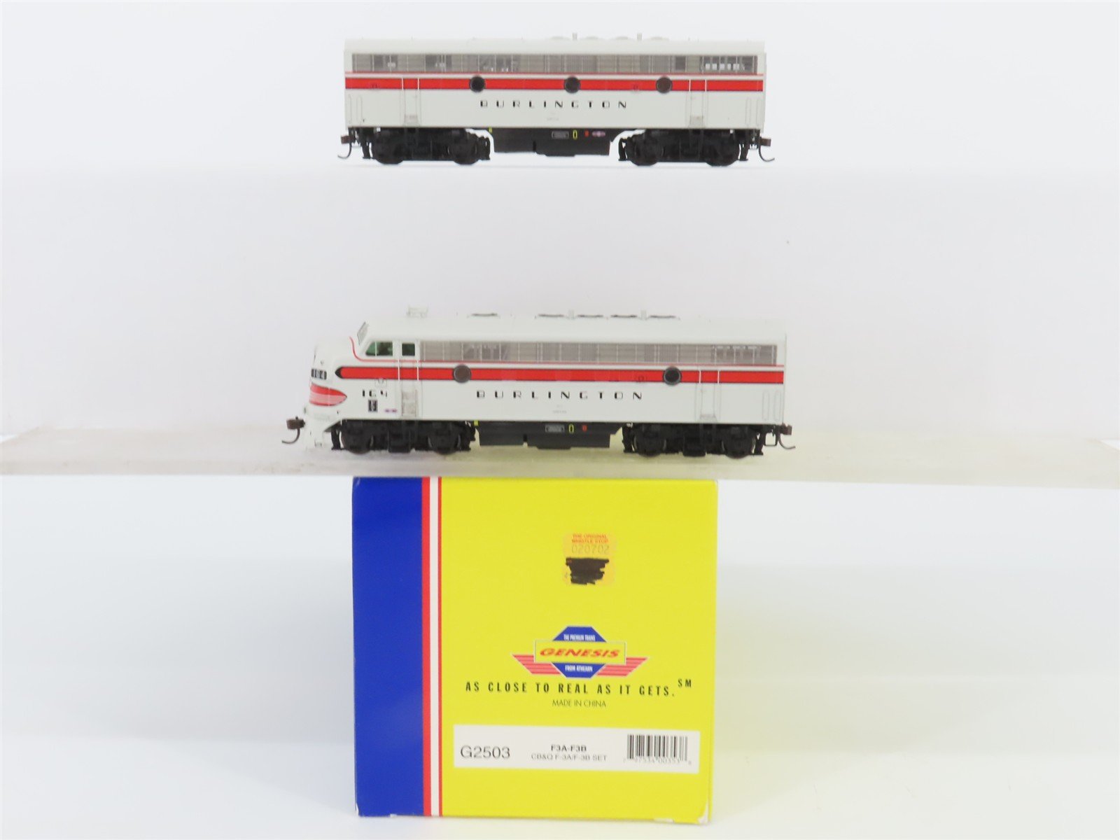 HO Scale Athearn Genesis G2506 CBQ Burlington F3 A/B Diesel Locomotive Set