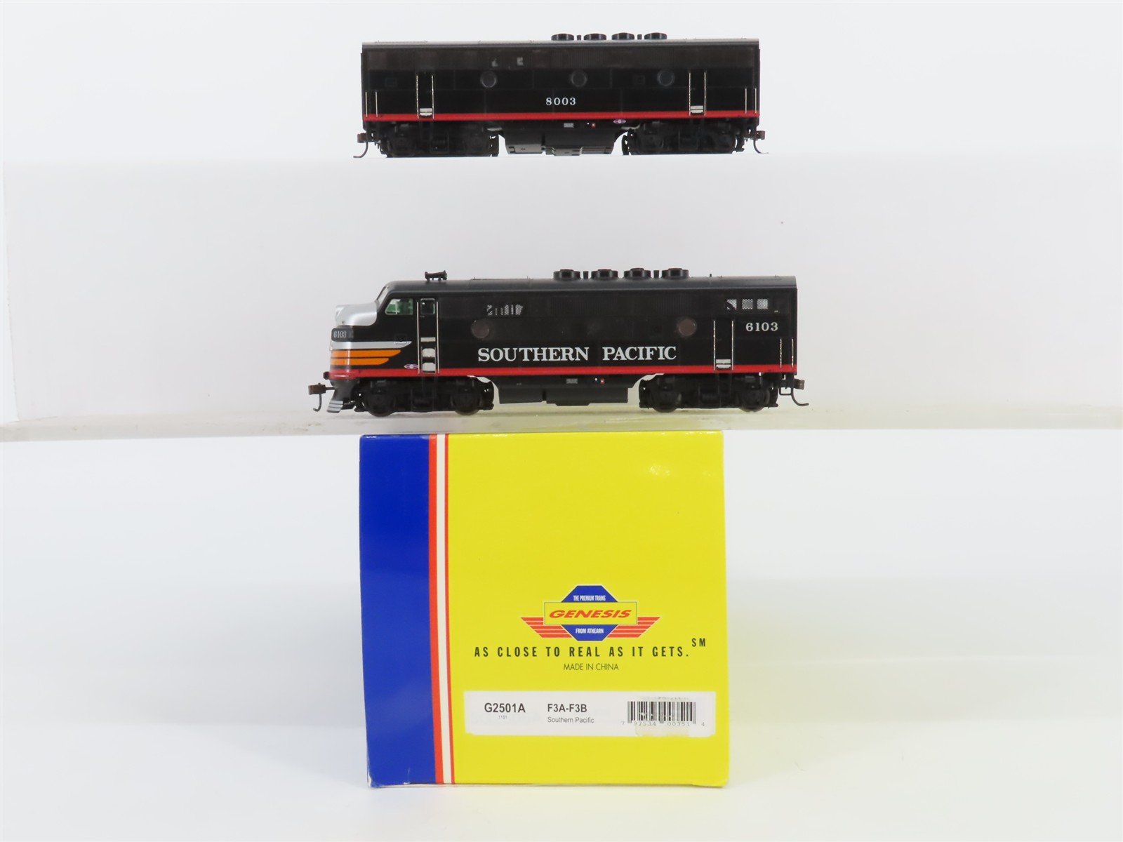 HO Scale Athearn Genesis G2501A SP Southern Pacific F3 A/B Diesel Loco Set