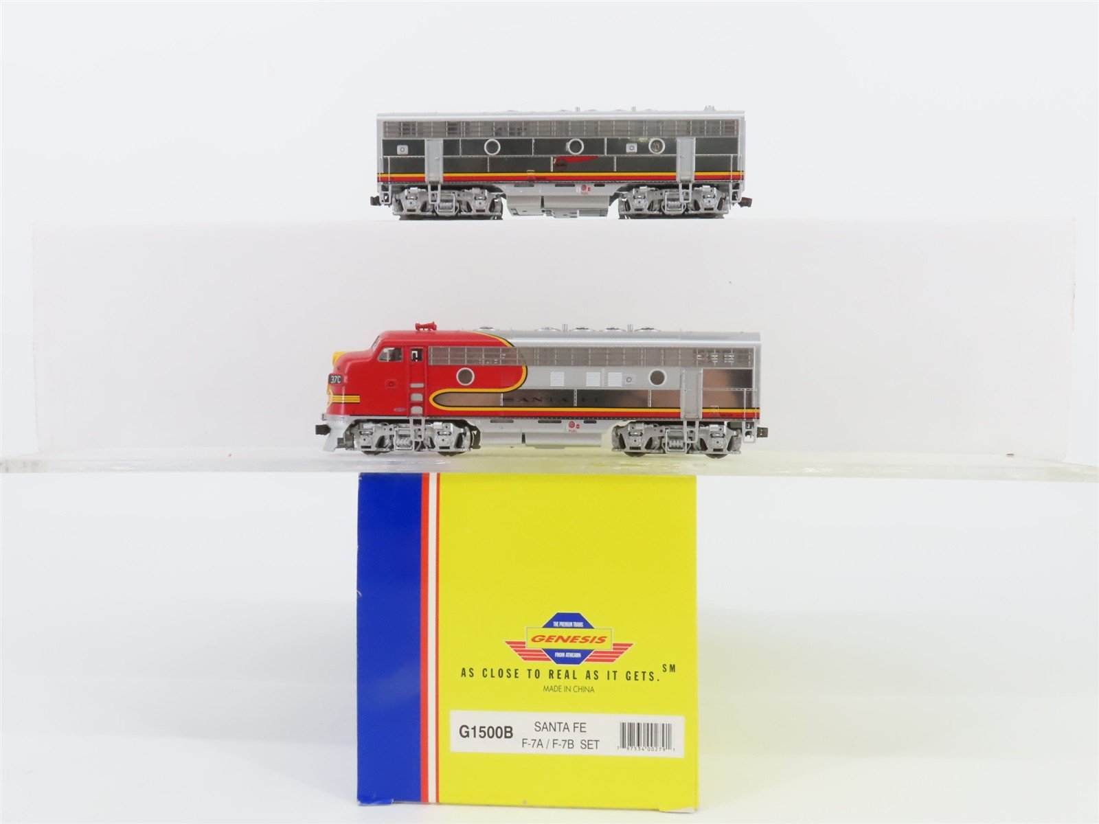 HO Scale Athearn Genesis G1500B ATSF Santa Fe F7 A/B Diesel Locomotive Set