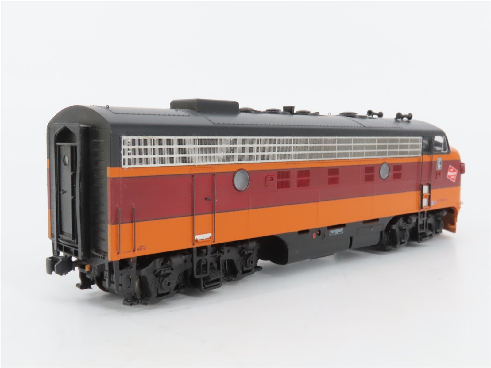 HO Scale Athearn Genesis 0G3200A MILW Milwaukee Road F9 A/B Diesel Loco Set