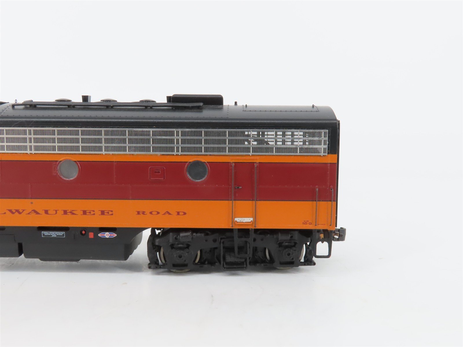 HO Scale Athearn Genesis 0G3200A MILW Milwaukee Road F9 A/B Diesel Loco Set