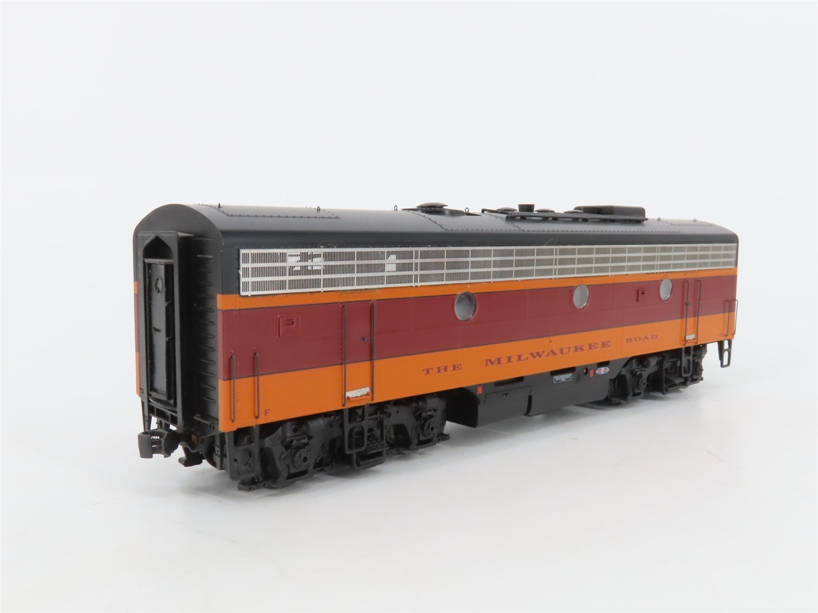 HO Scale Athearn Genesis 0G3200A MILW Milwaukee Road F9 A/B Diesel Loco Set