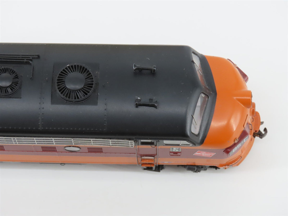 HO Scale Athearn Genesis 0G3200A MILW Milwaukee Road F9 A/B Diesel Loco Set