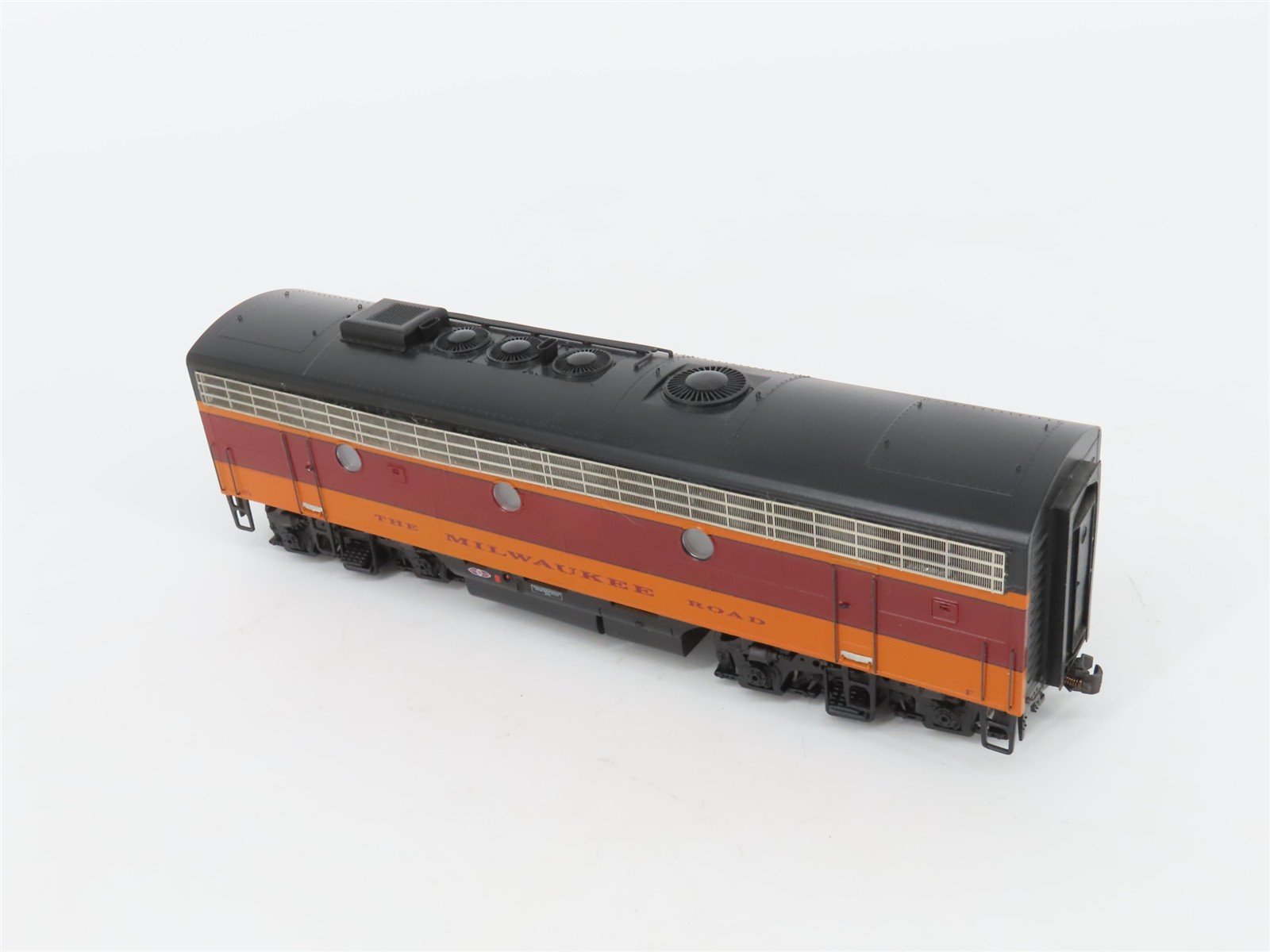 HO Scale Athearn Genesis 0G3200A MILW Milwaukee Road F9 A/B Diesel Loco Set