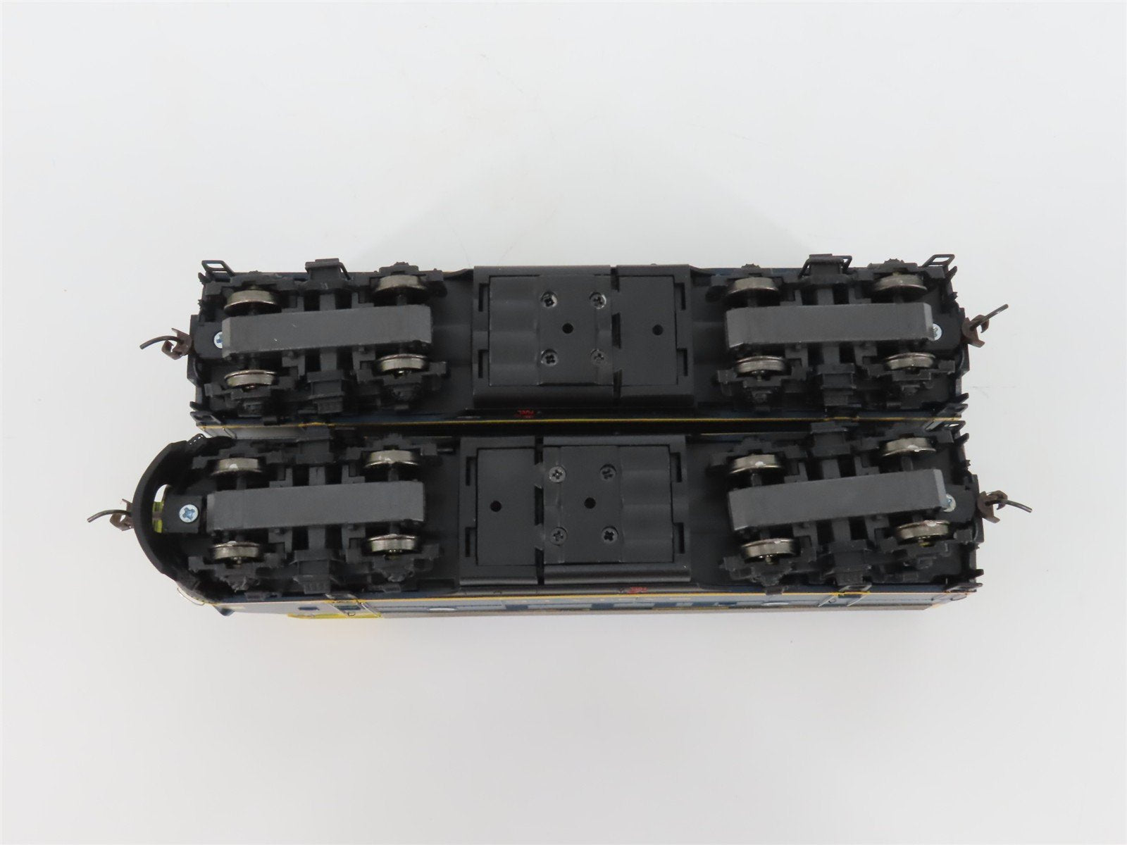 HO Scale Athearn Genesis 0G2502A ATSF Santa Fe F3 A/B Diesel Locomotive Set