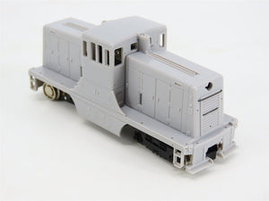 HO Scale Bachmann Spectrum 80001 Undecorated GE 44-Ton Diesel Switcher