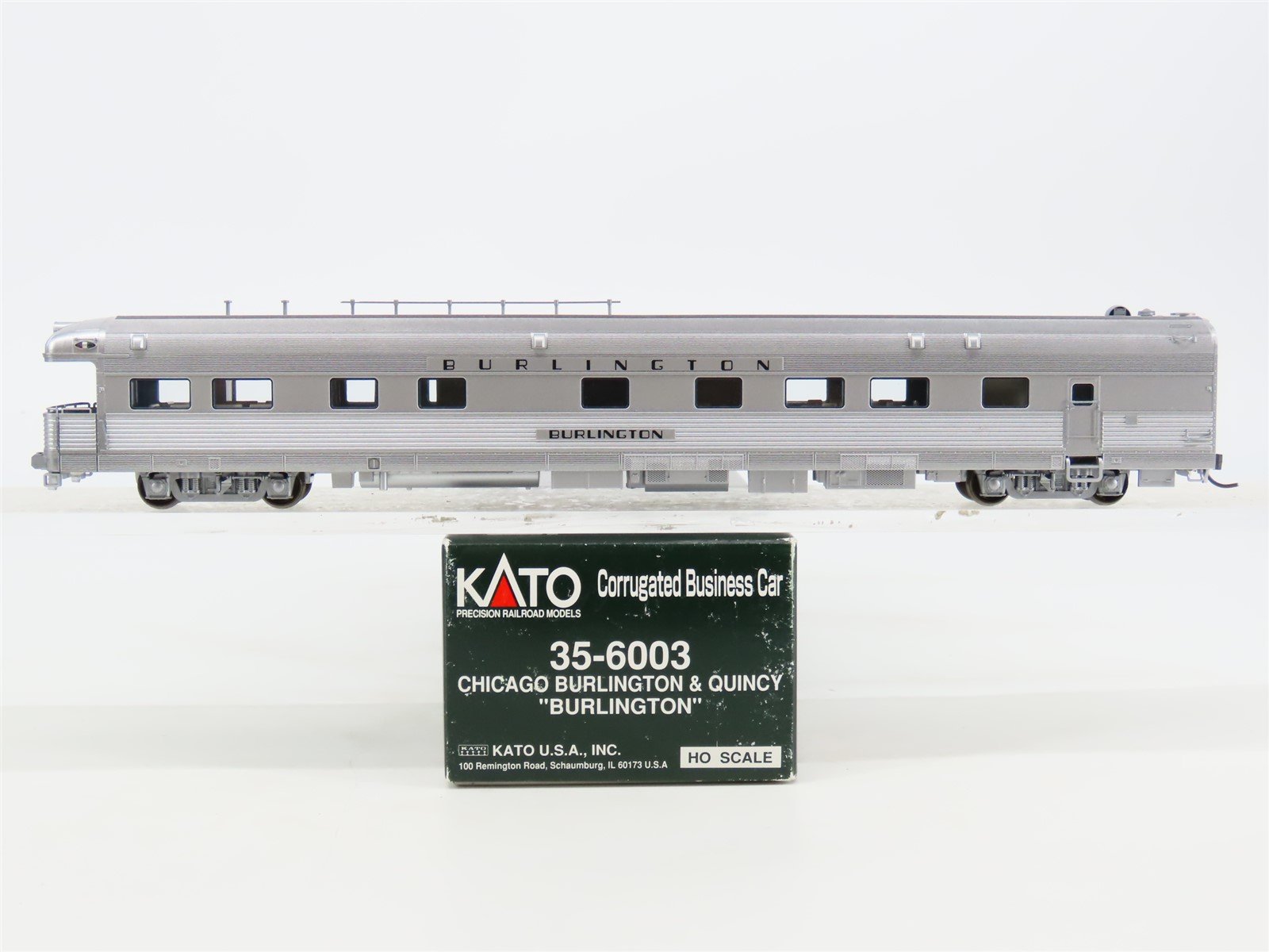 HO KATO 35-6003 CB&Q Burlington Route Corrugated Business/Observation Passenger