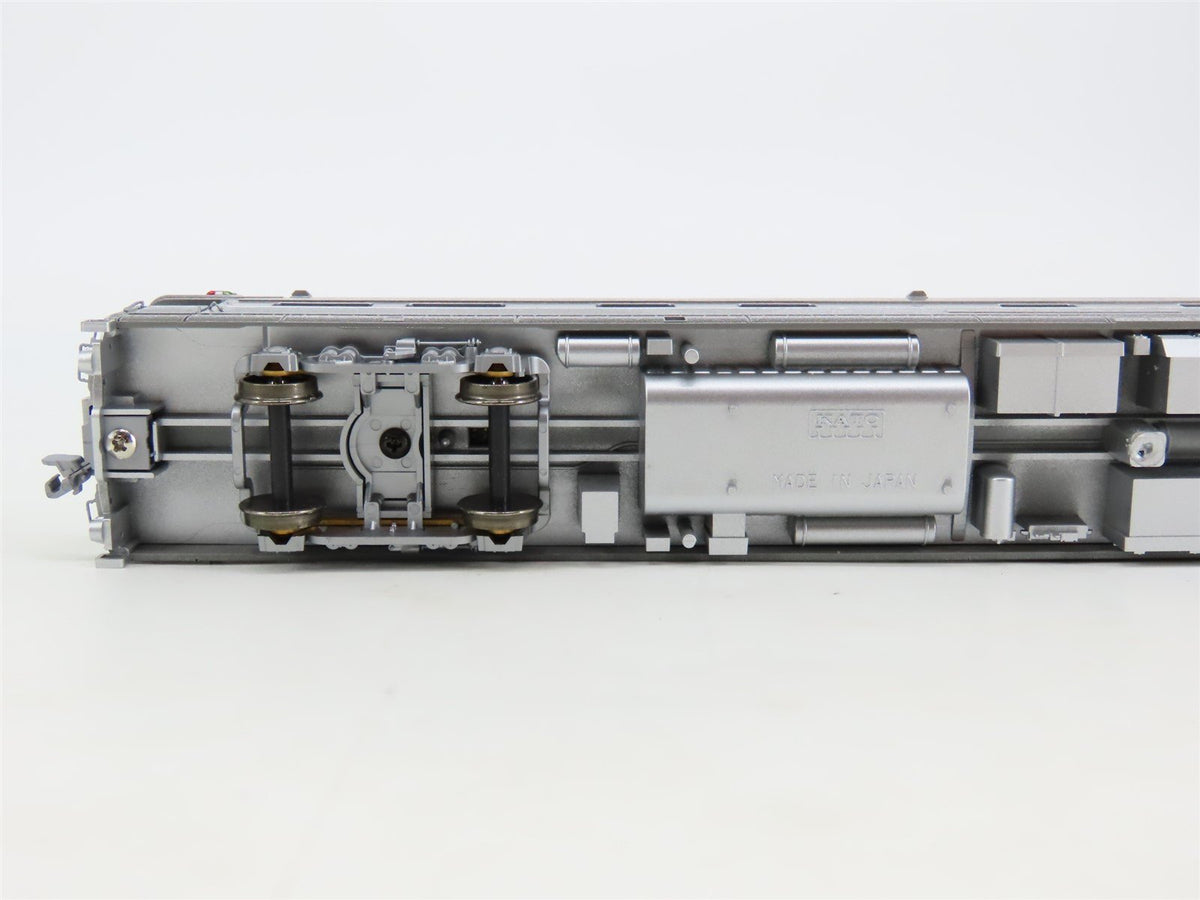 HO KATO 35-6003 CB&amp;Q Burlington Route Corrugated Business/Observation Passenger