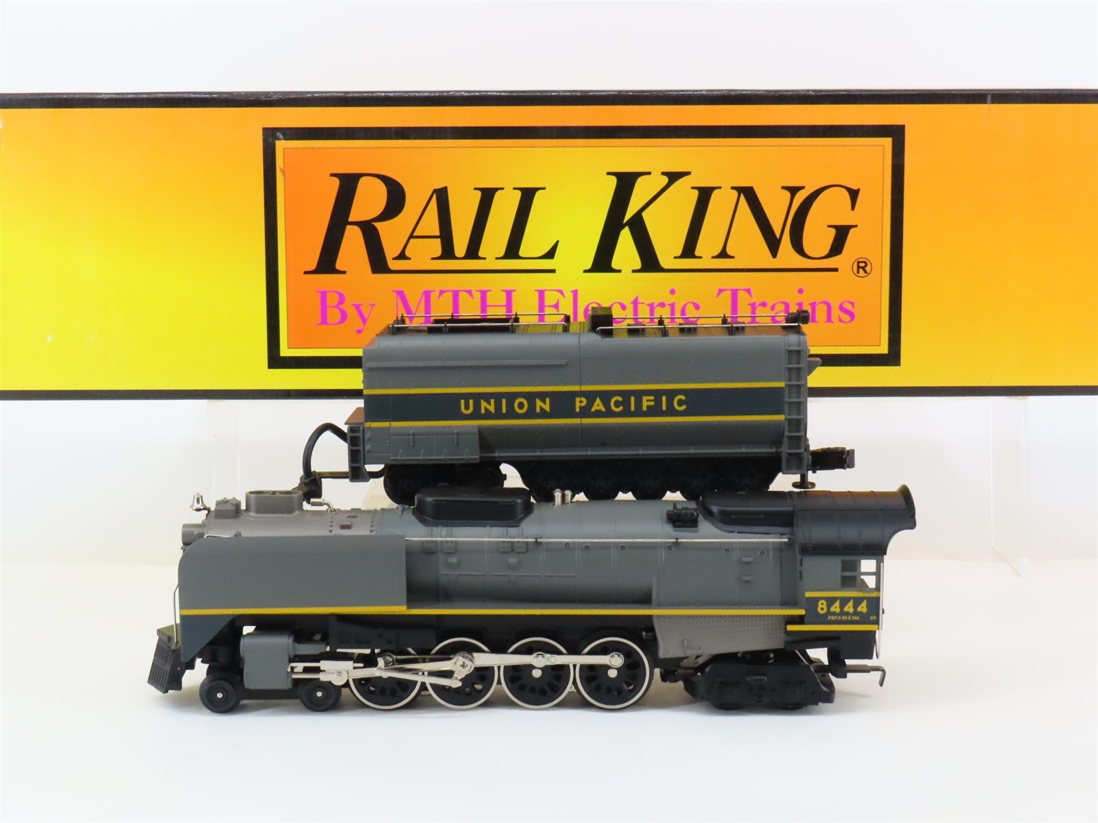 O Gauge 3-Rail MTH RailKing 30-1151-0 UP 4-8-4 FEF Northern Steam #8444