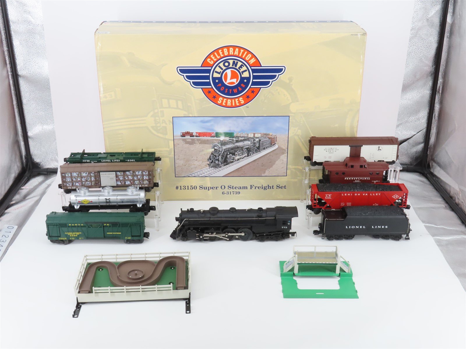 O Gauge 3-Rail Lionel 6-31739 Super O Steam Locomotive Freight Set