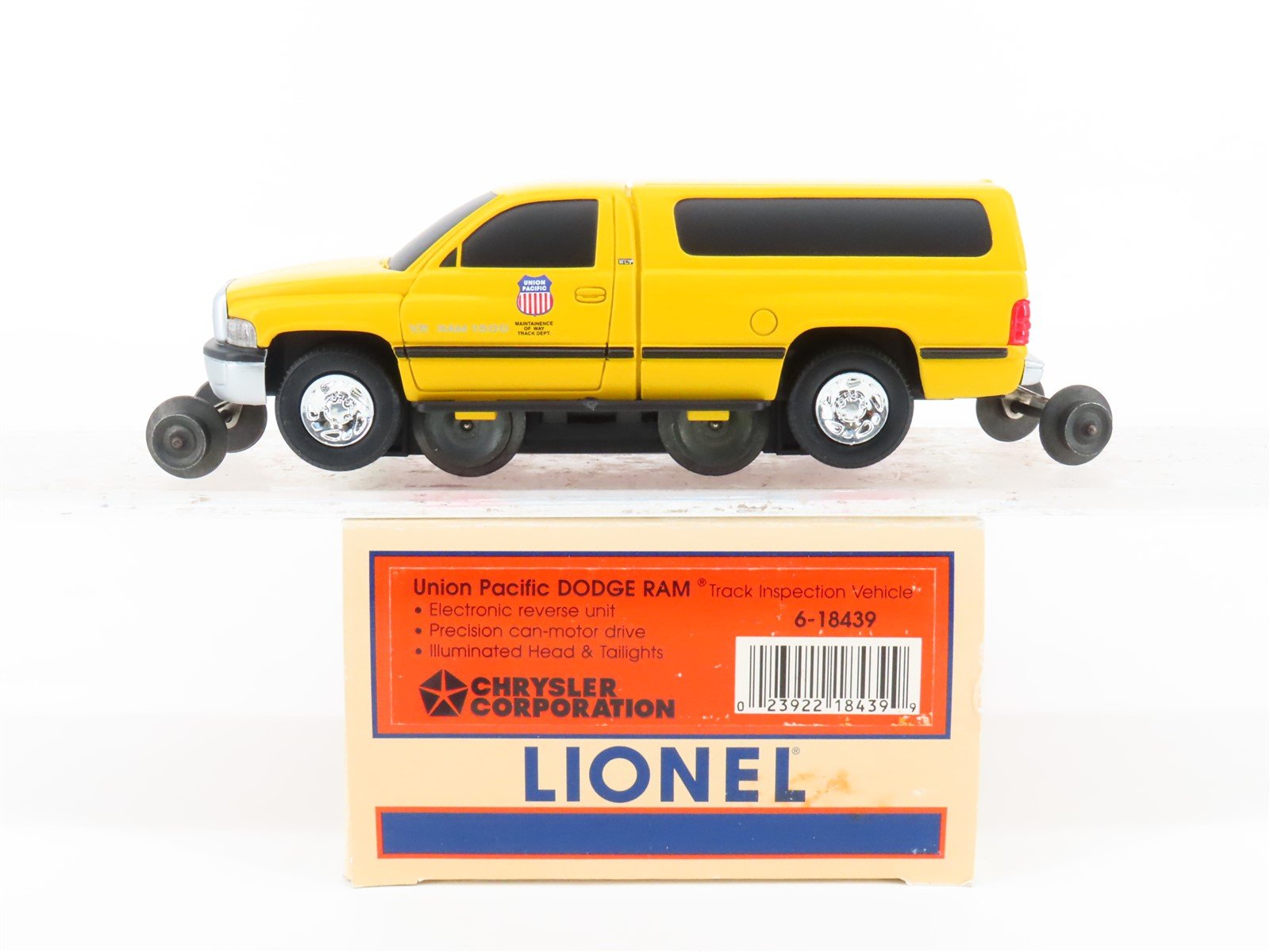 O Gauge 3-Rail Lionel 6-18439 UP Union Pacific Dodge Ram Track Inspection Truck