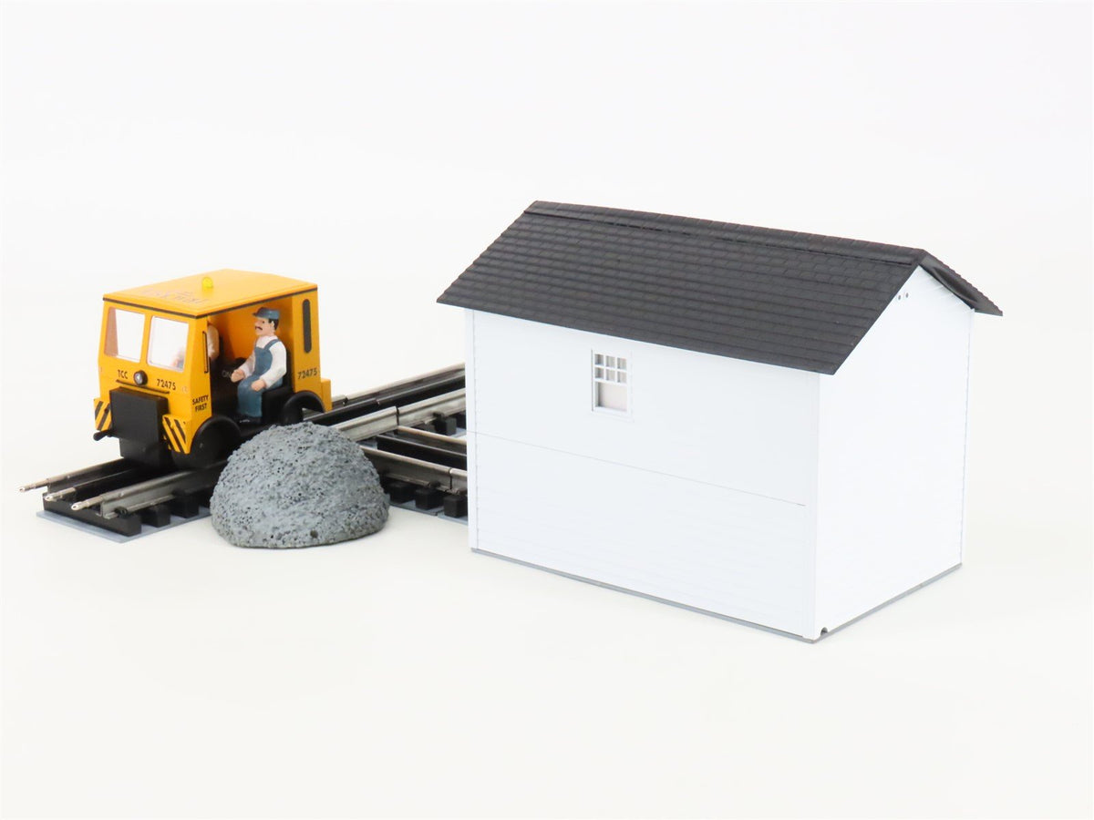 O Gauge 3-Rail K-Line K-42409 Speeder Shed w/Trackside Speeder &amp; Track