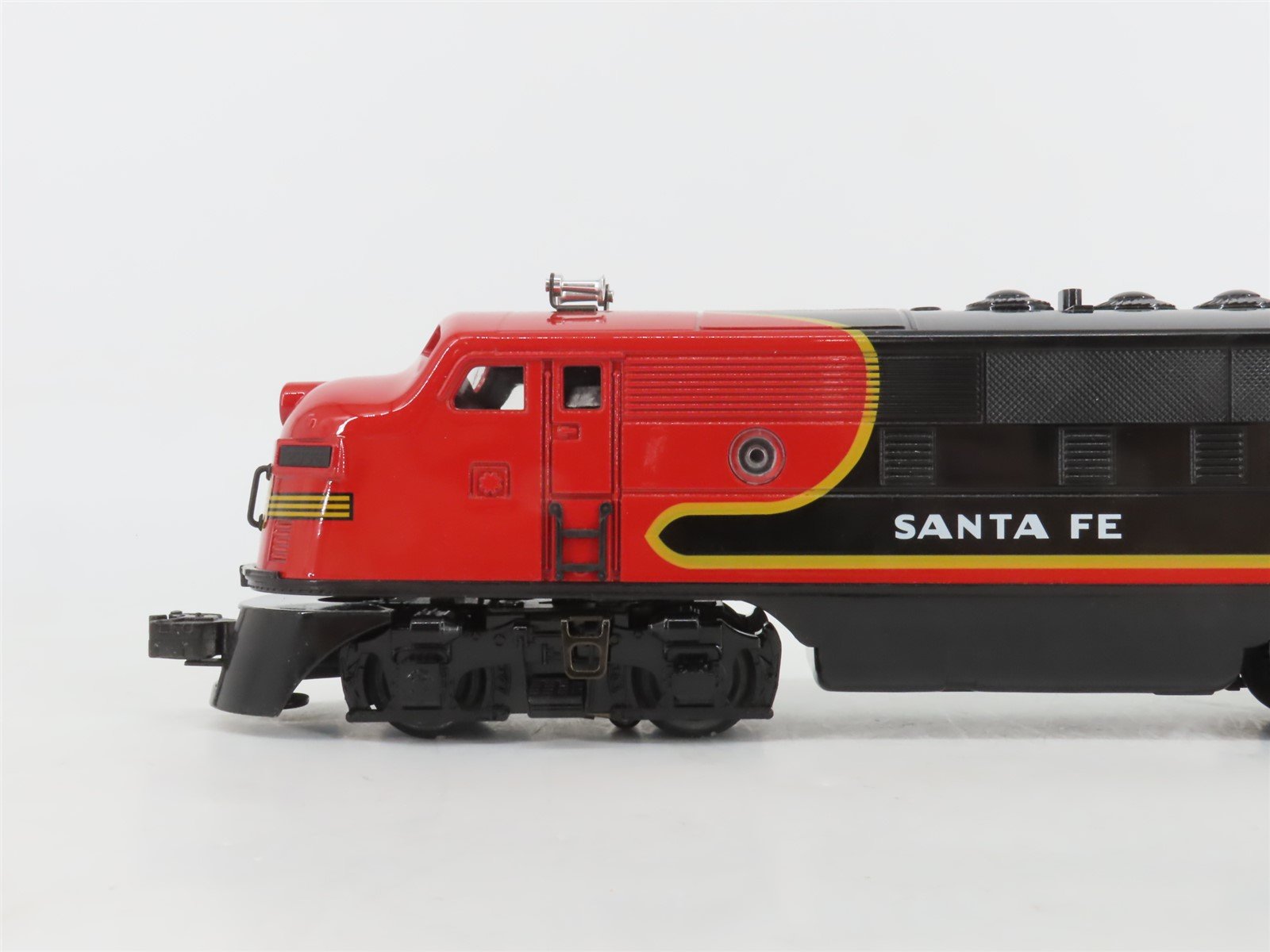 O Gauge 3-Rail Lionel 6-38365 #2333 ATSF Santa Fe Black Bonnet F3 A/A Diesel Set