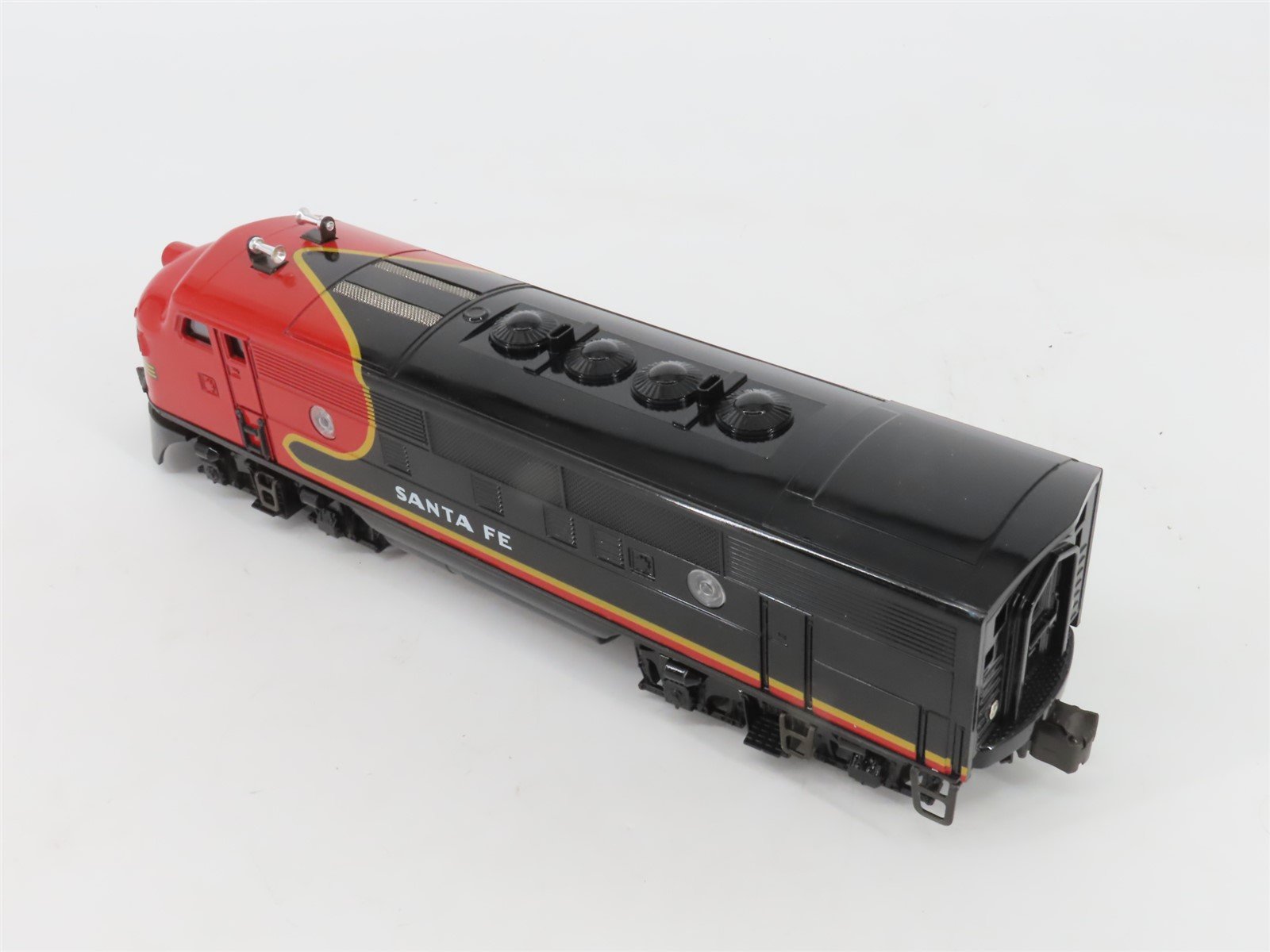 O Gauge 3-Rail Lionel 6-38365 #2333 ATSF Santa Fe Black Bonnet F3 A/A Diesel Set