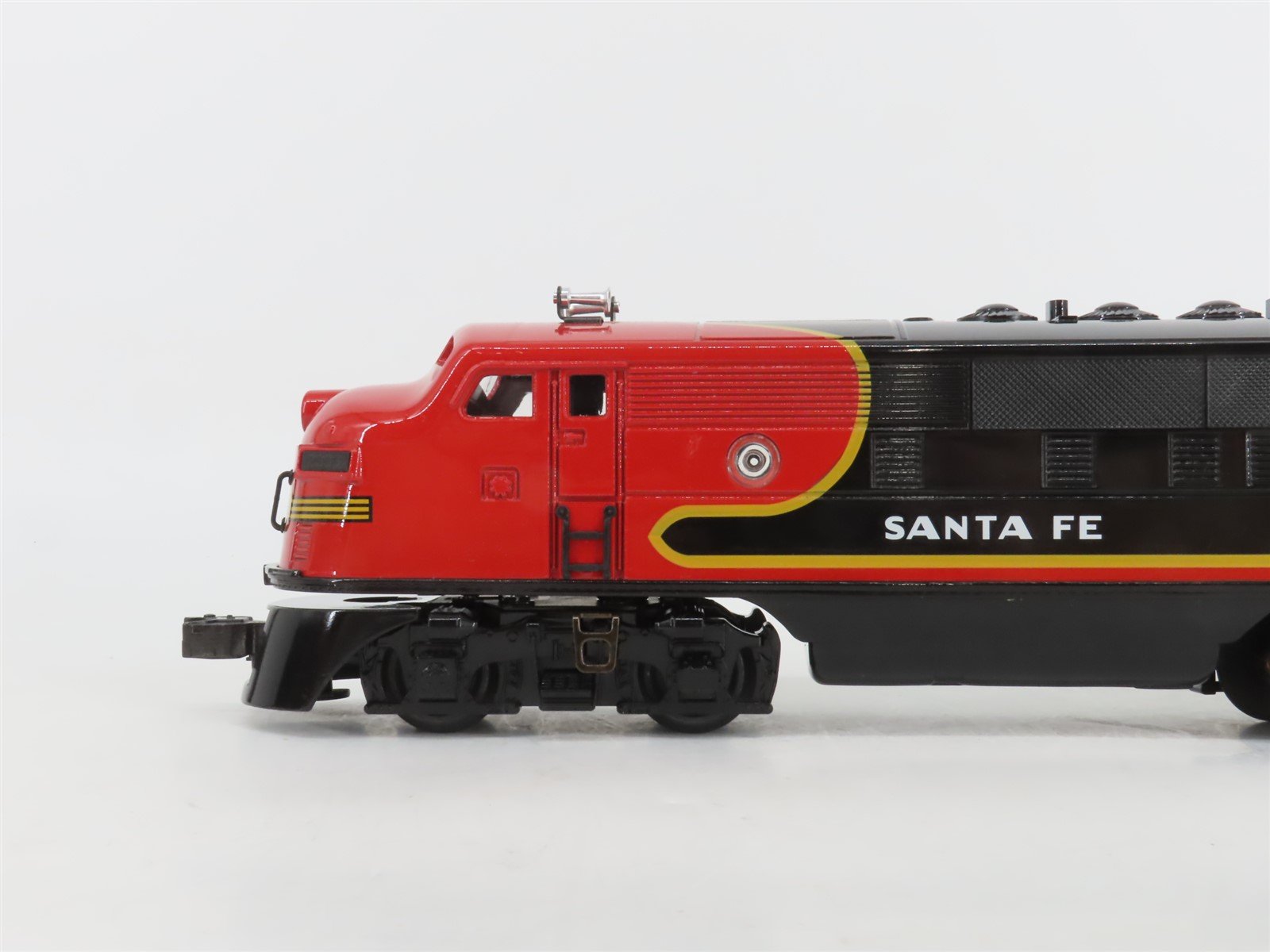 O Gauge 3-Rail Lionel 6-38365 #2333 ATSF Santa Fe Black Bonnet F3 A/A Diesel Set