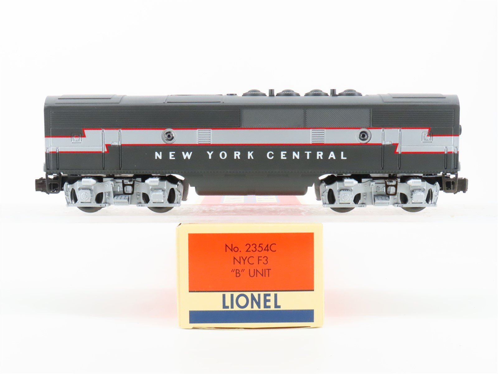 O Gauge 3-Rail Lionel 2354C NYC New York Central F3B Diesel Loco UNPOWERED
