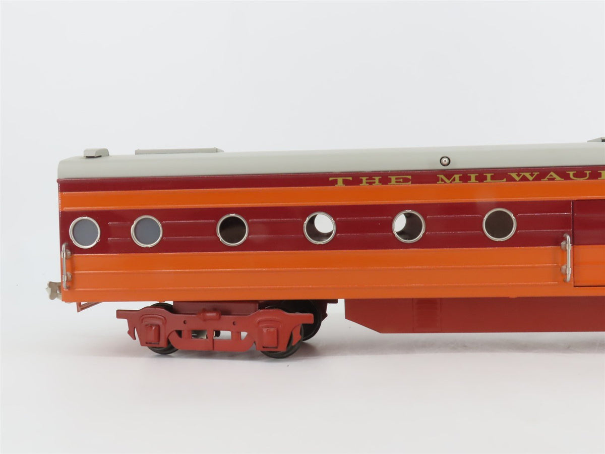 Standard Gauge Lionel 71-3006-200 MILW Railway Hiawatha Passenger 4-Car Set