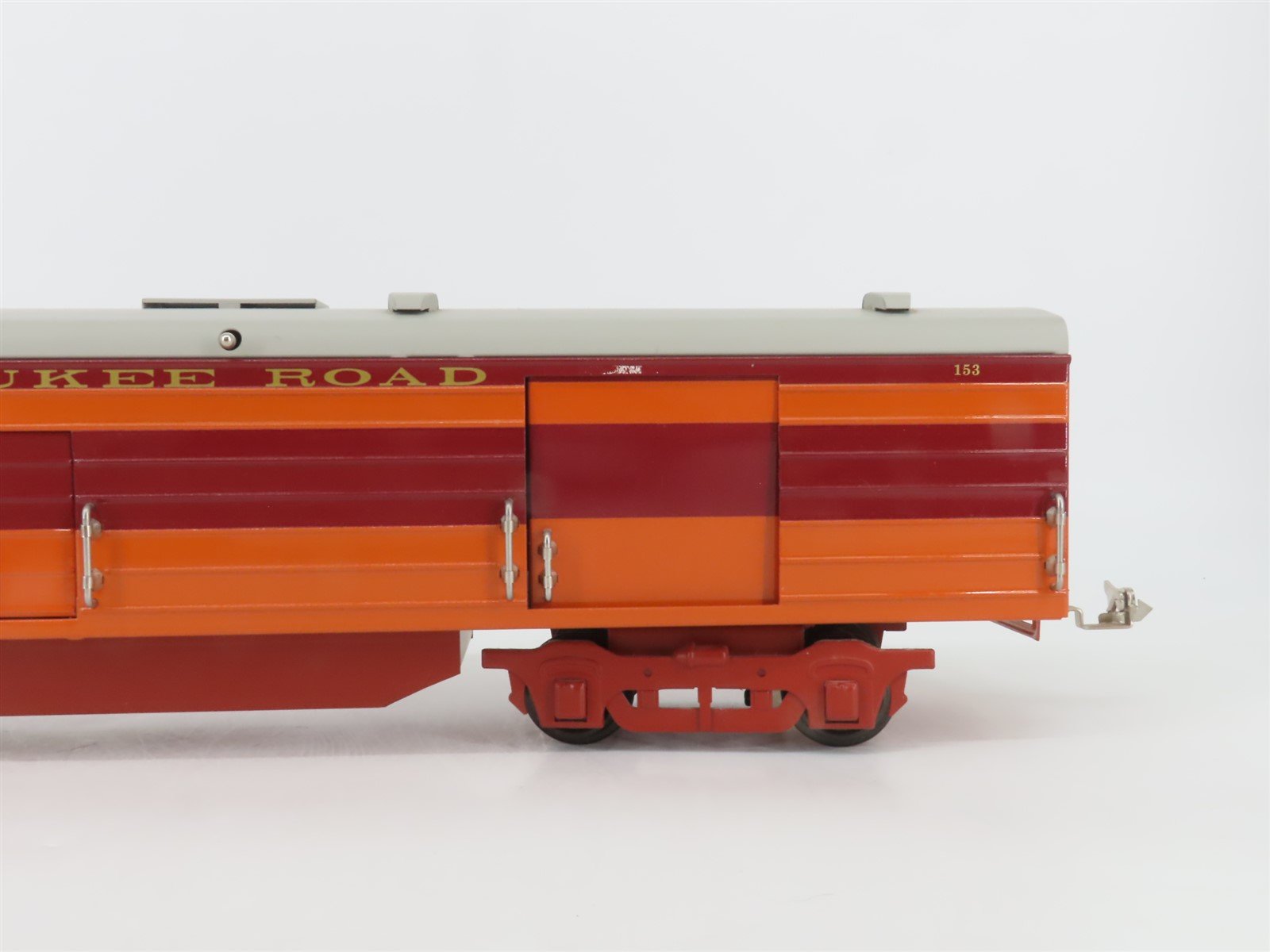 Standard Gauge Lionel 71-3006-200 MILW Railway Hiawatha Passenger 4-Car Set