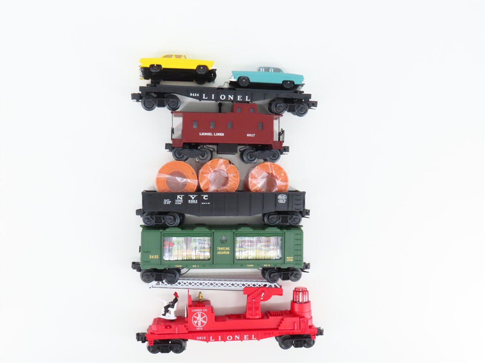 O Gauge 3-Rail Lionel 6-38328 NP Northern Pacific GP9 Diesel Freight Set wTMCC