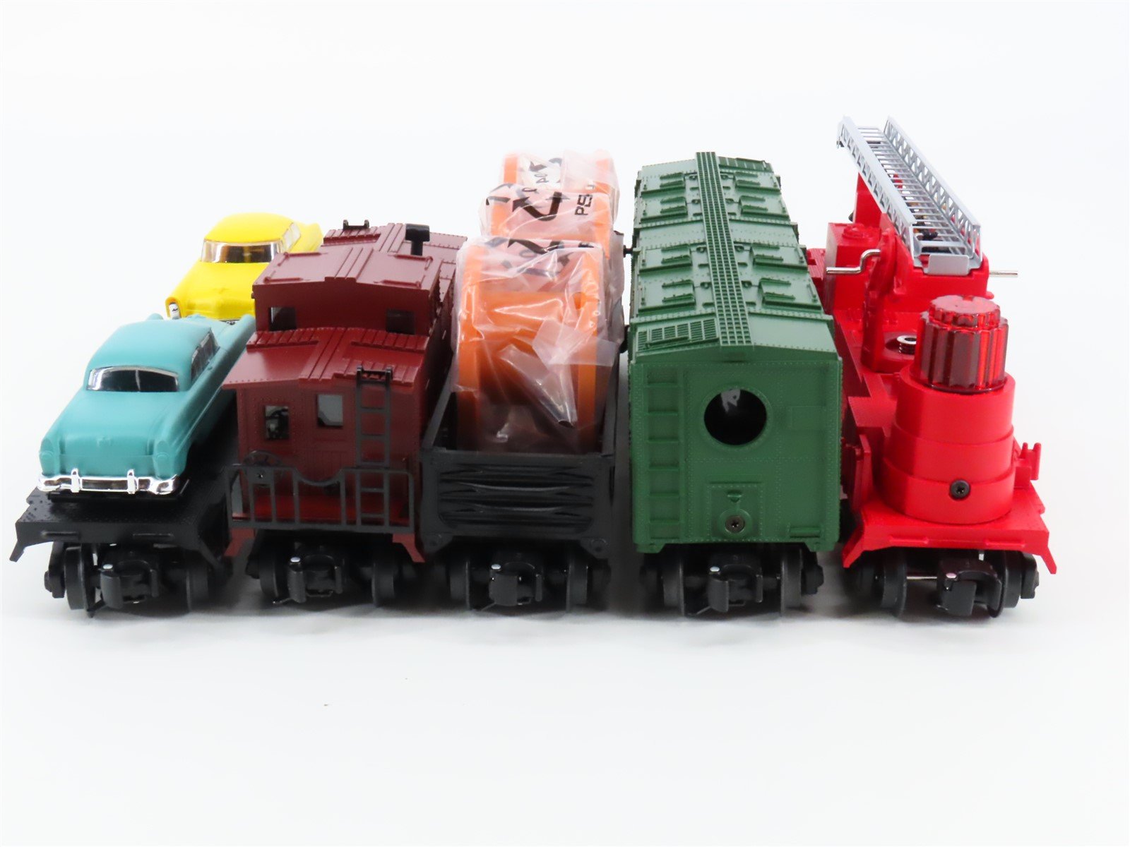 O Gauge 3-Rail Lionel 6-38328 NP Northern Pacific GP9 Diesel Freight Set wTMCC