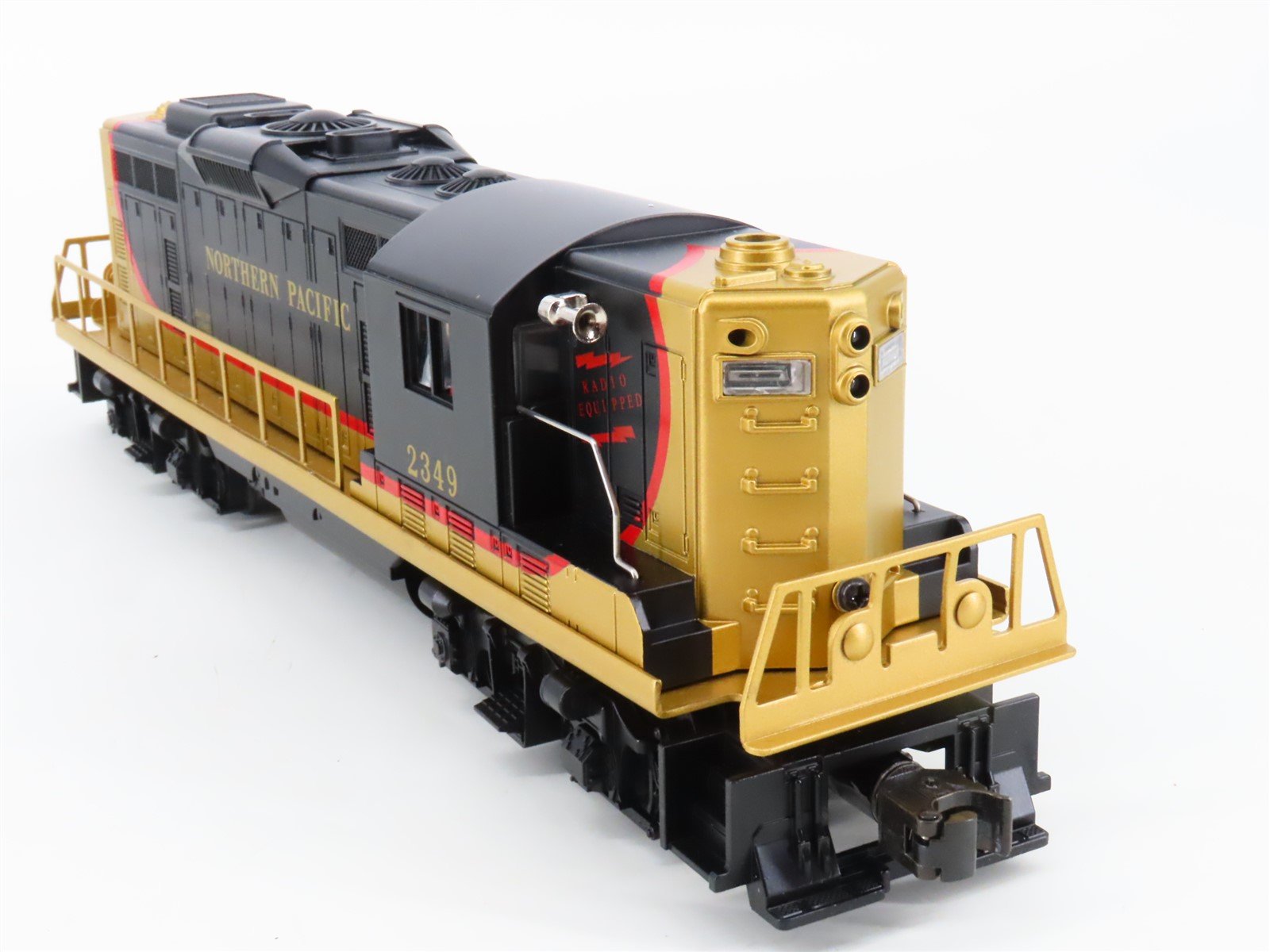 O Gauge 3-Rail Lionel 6-38328 NP Northern Pacific GP9 Diesel Freight Set wTMCC