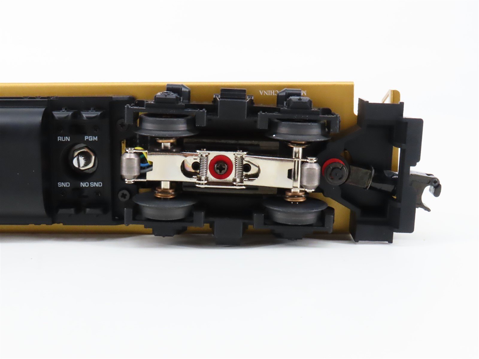 O Gauge 3-Rail Lionel 6-38328 NP Northern Pacific GP9 Diesel Freight Set wTMCC