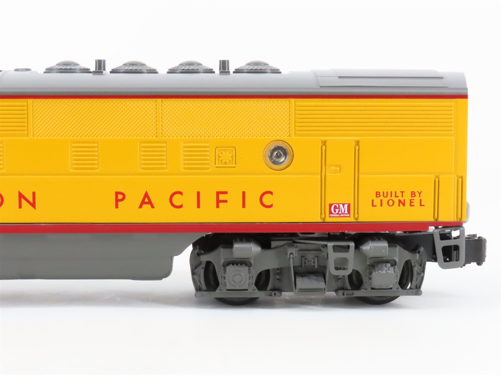 O Gauge 3-Rail Lionel 6-38389 UP Union Pacific F3 A/A Diesel Locomotive Set 0239