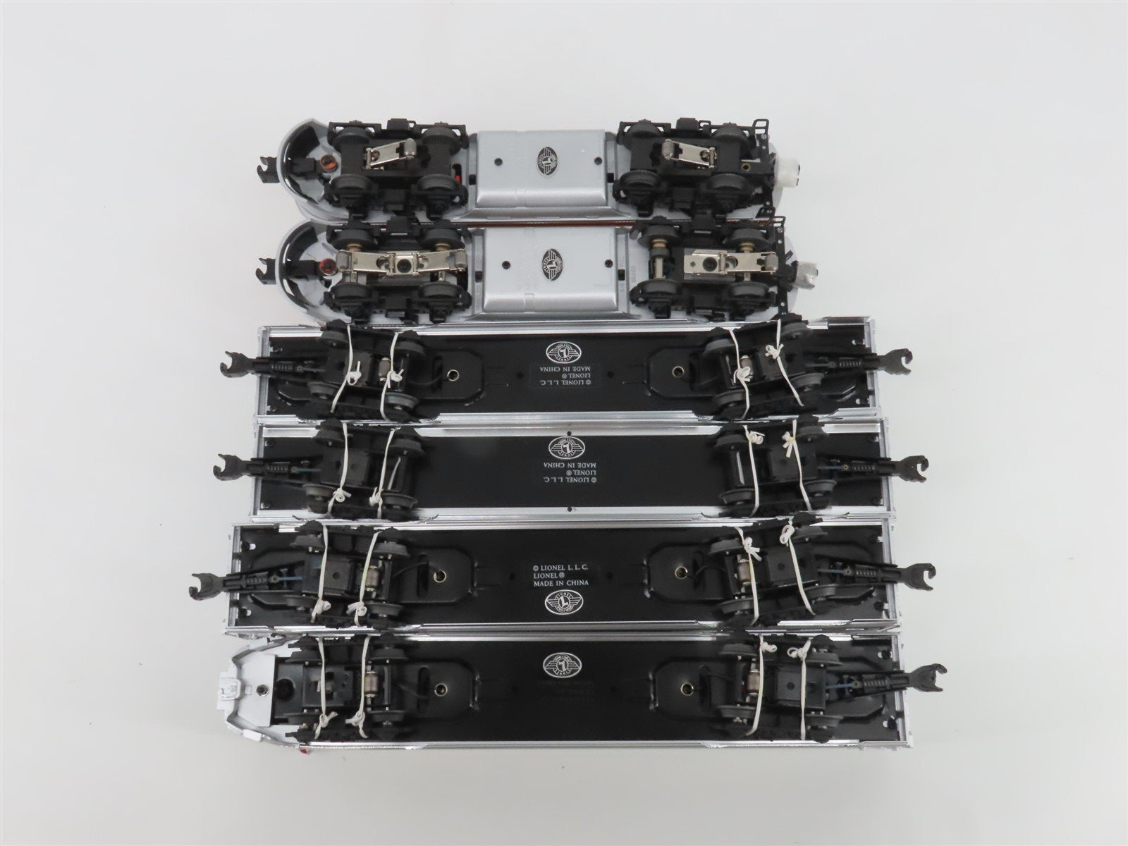 O Gauge 3-Rail Lionel 6-31742 #2544W ATSF Santa Fe F3 A/A Diesel Passenger Set