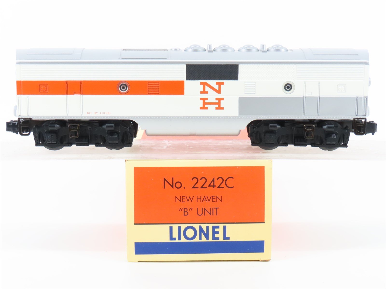 O Gauge 3-Rail Lionel 2242C Remake NH New Haven F3B Diesel - Unpowered