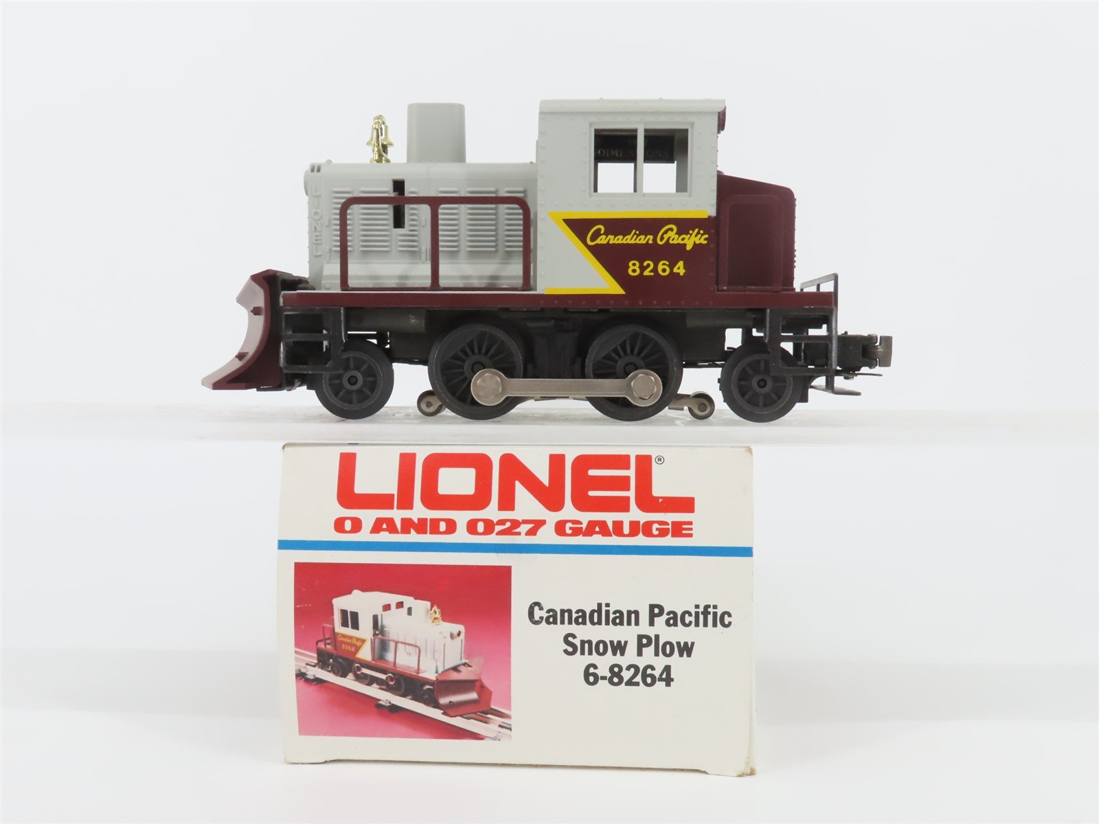 O Gauge 3-Rail Lionel 6-8264 CP Canadian Pacific Snow Plow Diesel #8264