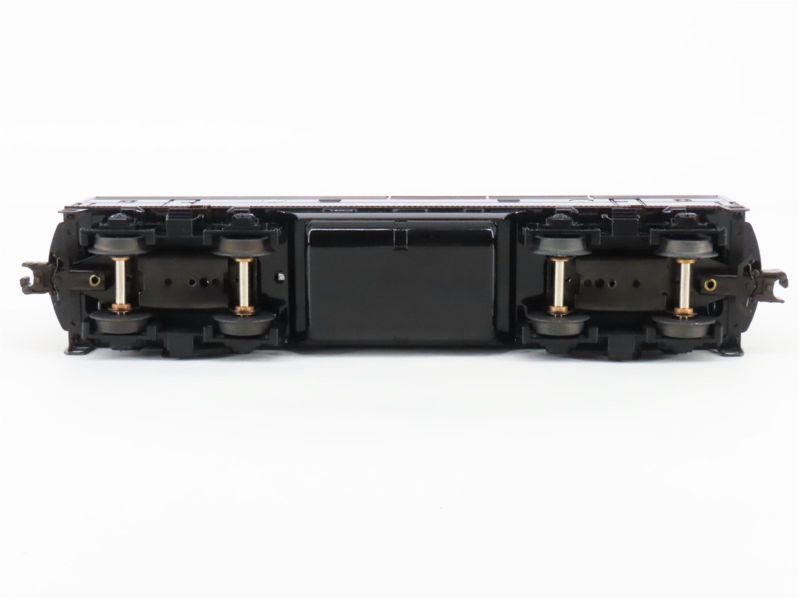 O Gauge 3-Rail Lionel 6-38379 ATSF Santa Fe Black Bonnet B Unit Diesel UNPOWERED