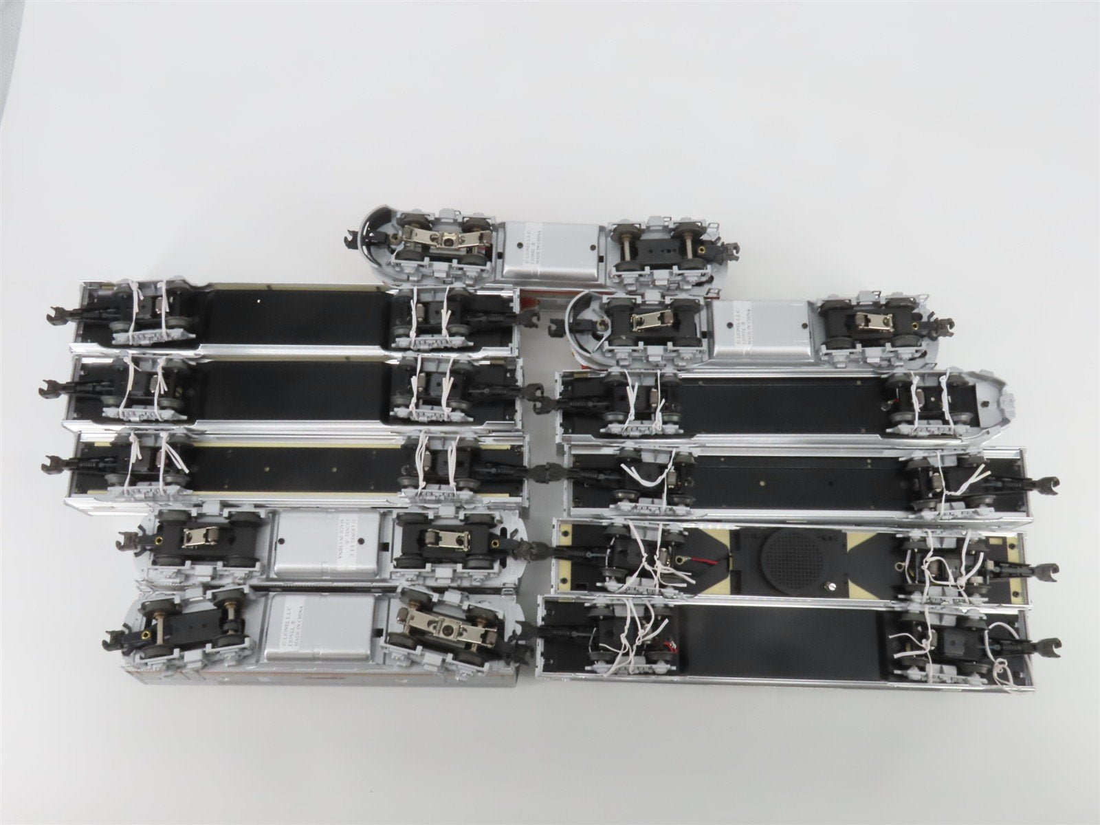 O Gauge 3-Rail Lionel 6-21786 ATSF Santa Fe F3 A/B/B/A Diesel Passenger Set