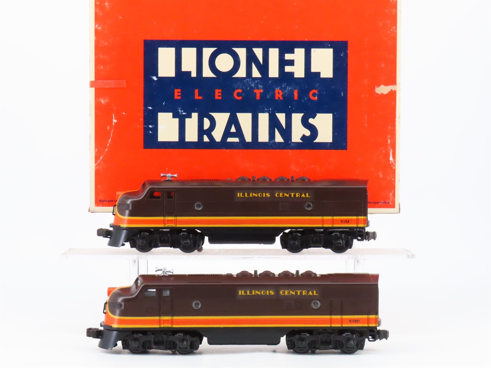 O Gauge 3-Rail Lionel 6-8580 IC Illinois Central EMD F3A/A Diesel Locomotive Set