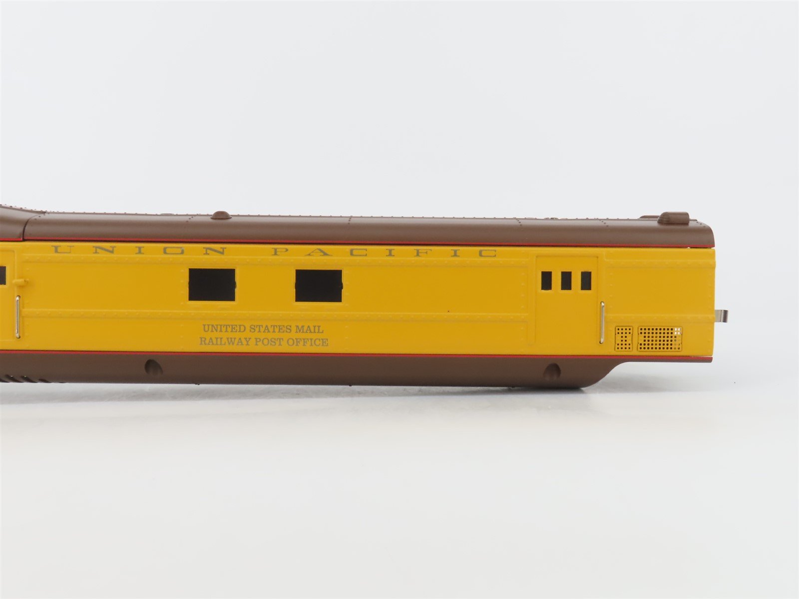 O Gauge 3-Rail Lionel 6-51007 UP Union Pacific M-10000 Diesel Streamliner