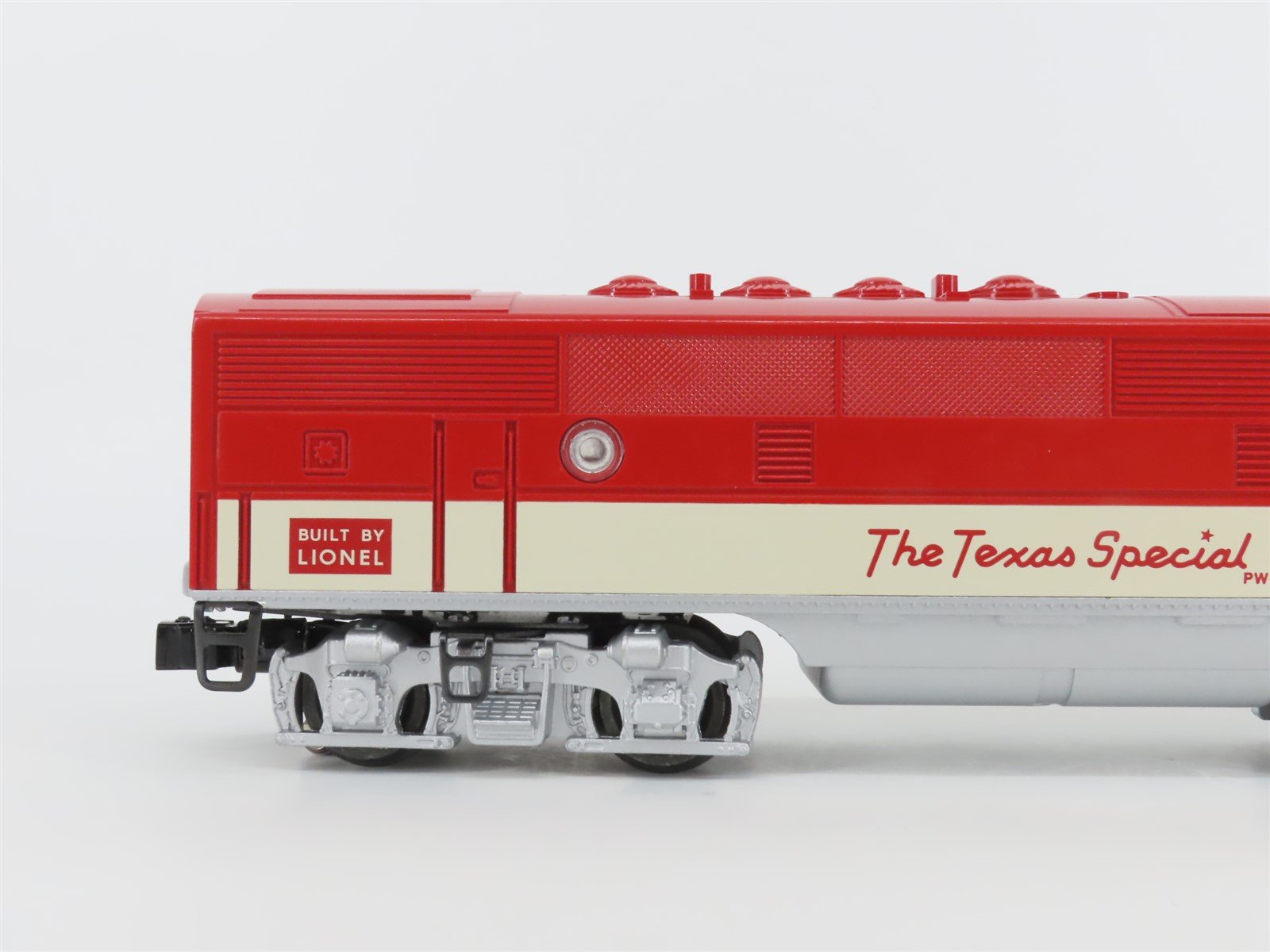 O Gauge 3-Rail Lionel 6-14520 Texas Special F3B Diesel Loco w/Sound UNPOWERED