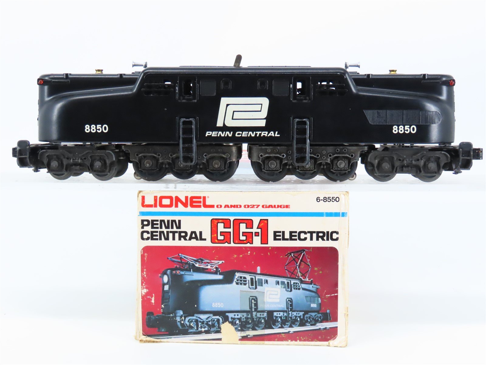 O Gauge 3-Rail Lionel 6-8550 PC Penn Central GG1 Electric Locomotive #8850