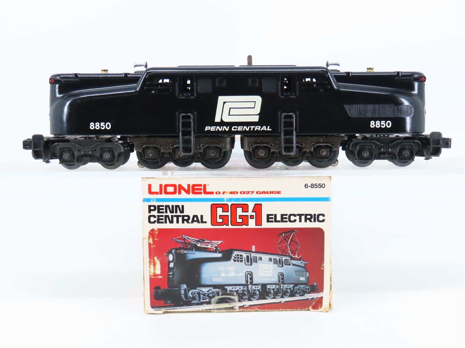 O Gauge 3-Rail Lionel 6-8550 PC Penn Central GG1 Electric Locomotive #8850
