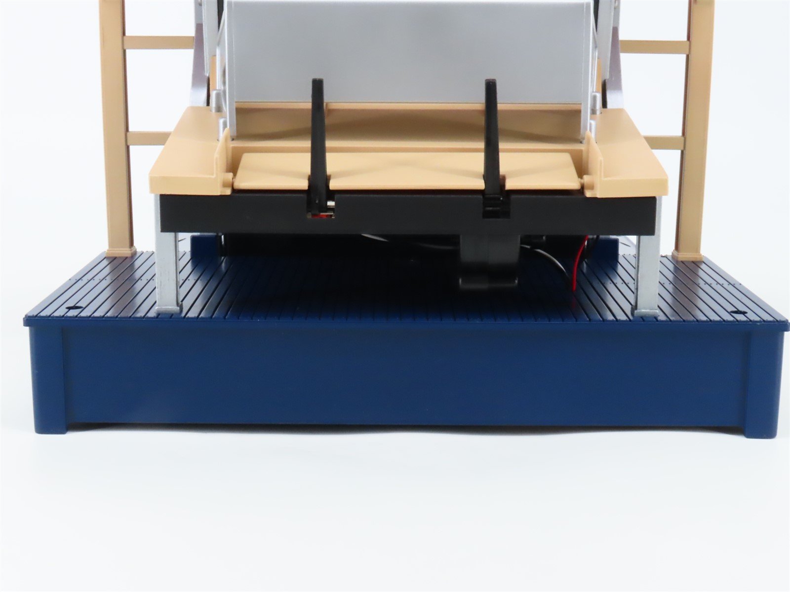 O 1/48 Scale Lionel 6-24115 AMC/ARC Log Loader w/ TMCC