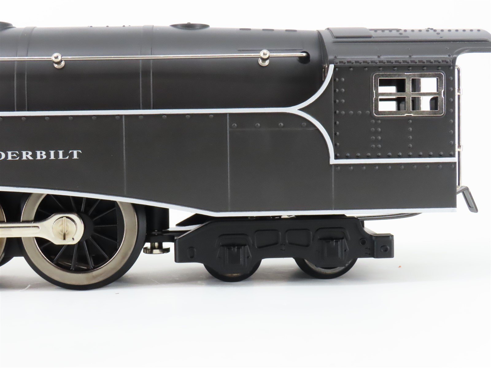 Standard Gauge Lionel 6-13008 Commodore Vanderbilt Steam Passenger Set