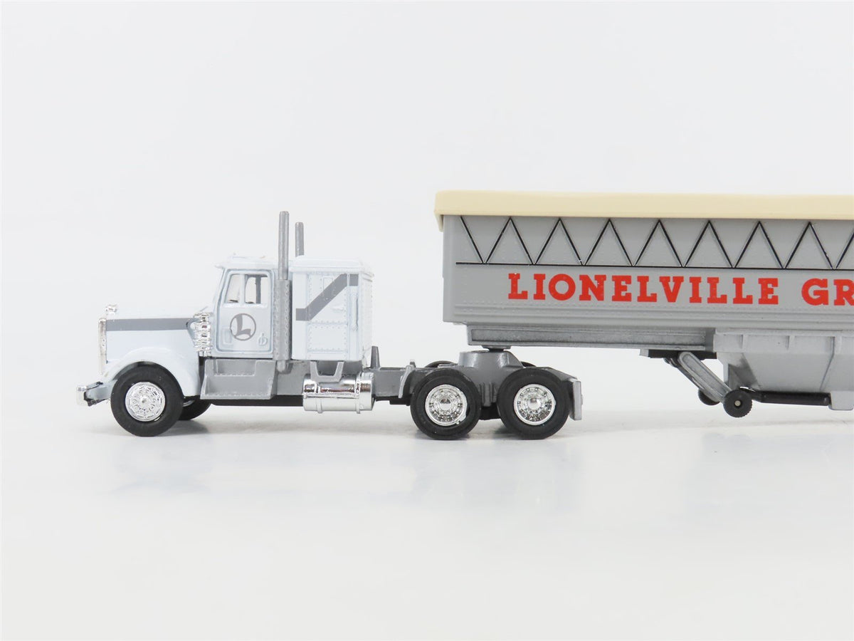 O 1/48 Scale Lionel 6-12779 Lionelville Grain Co. Tractor w/ Trailer #12779