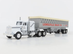 O 1/48 Scale Lionel 6-12779 Lionelville Grain Co. Tractor w/ Trailer #12779